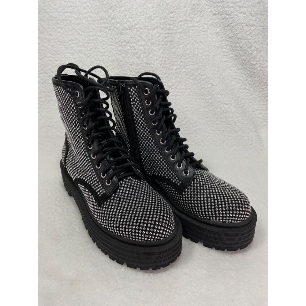 Gianni Bini Non-Stop Studded Combat Boots Chunky Lug Sole Platform‎ SZ 7